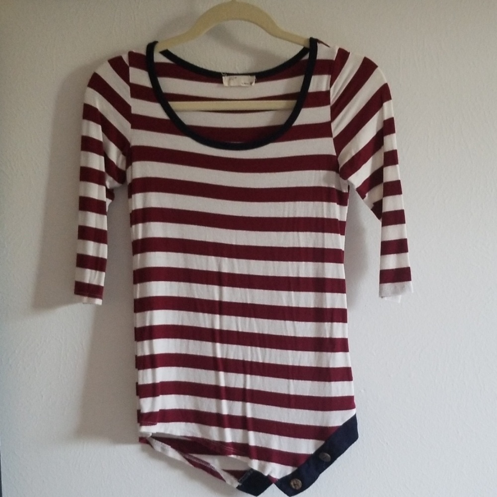 Striped 3/4 sleeve tee